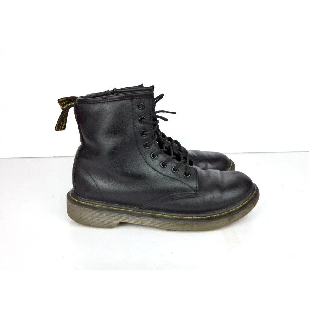 Dr. Martens KIDS US2 Unisex Delaney Combat Boots Black Leather 8 Eye Side Zip